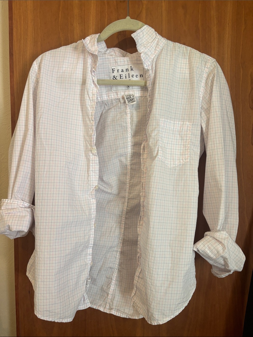Frank & Eileen “Barry” Slim Fit Button-Down Shirt in White with Blue & Pink Grid